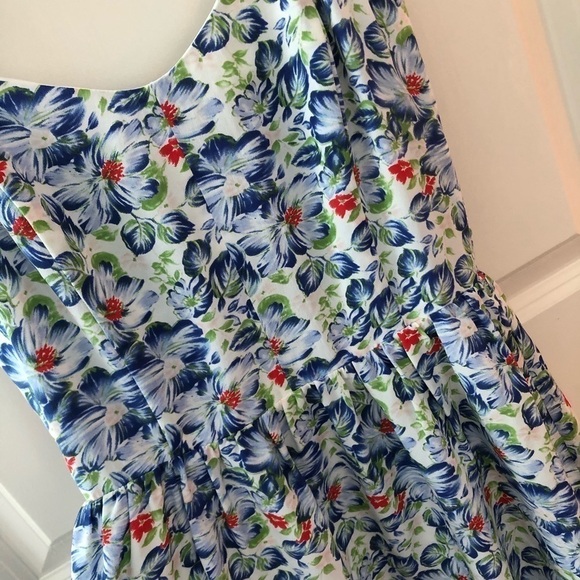 Joie Silk Latelle Porcelain Smocked Dress Size XS - Picture 9 of 16